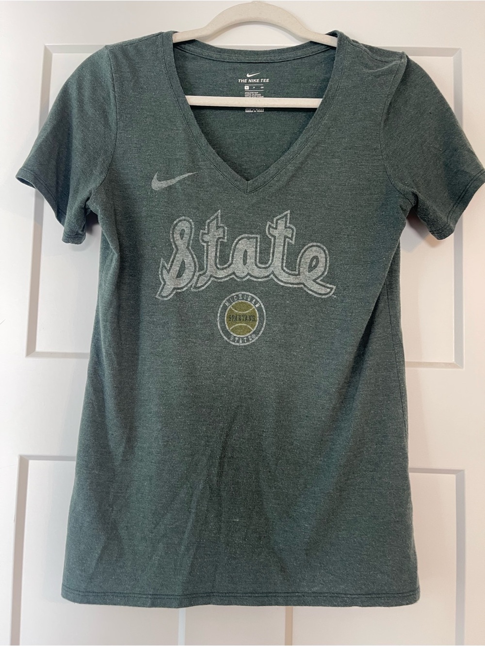 Nike Women's Michigan State V-Neck 'State' Graphic Tee - Forest Green